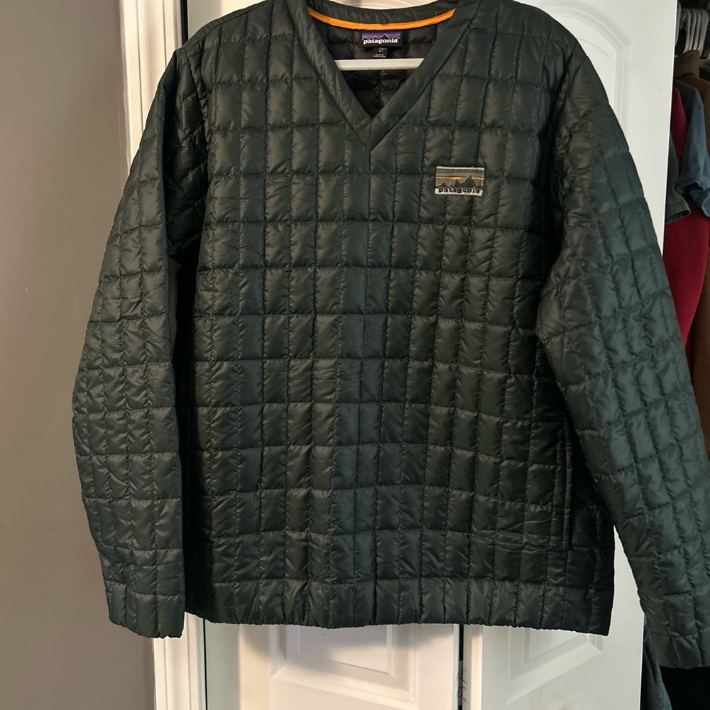 Rare 40th anniversary Patagonia Dark Green Quilted V-Neck Puffer Pullover